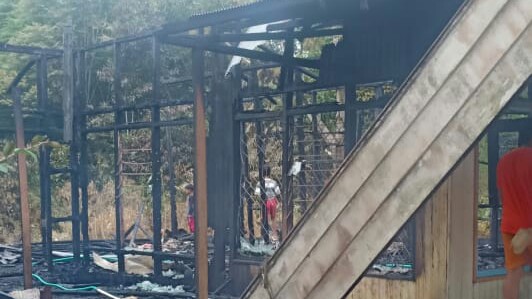 Jelang Pergantian Tahun, Satu Rumah Ludes Diamuk Api
