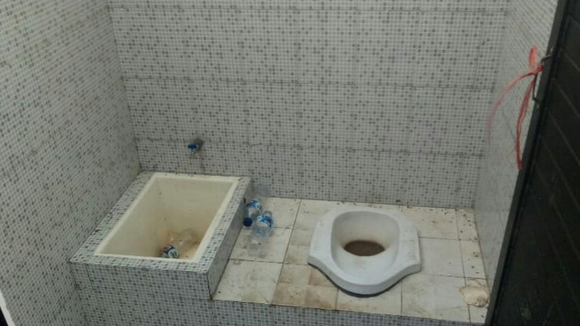 Kondisi Toilet Taman Religi Bau dan Kotor