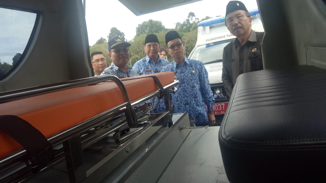 Serahkan Bantuan Mobil Puskesmas Keliling, Sakariyas : Rawat Dengan Baik