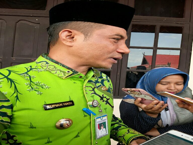 Wow…Kotim Siapkan Lahan 4 Hektare Untuk Bangun Stadion Berstandar FIFA Wow…Kotim Siapkan Lahan 4 Hektare Untuk Bangun Stadion Berstandar FIFA