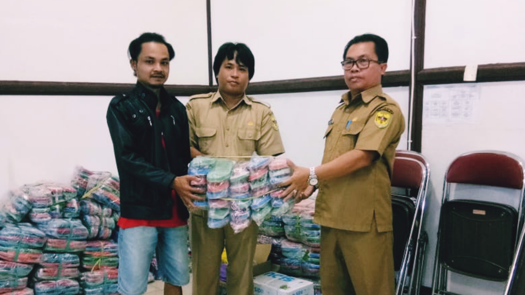 Pelaku UKM di Gumas Ketiban Ribuan Sendal Jepit