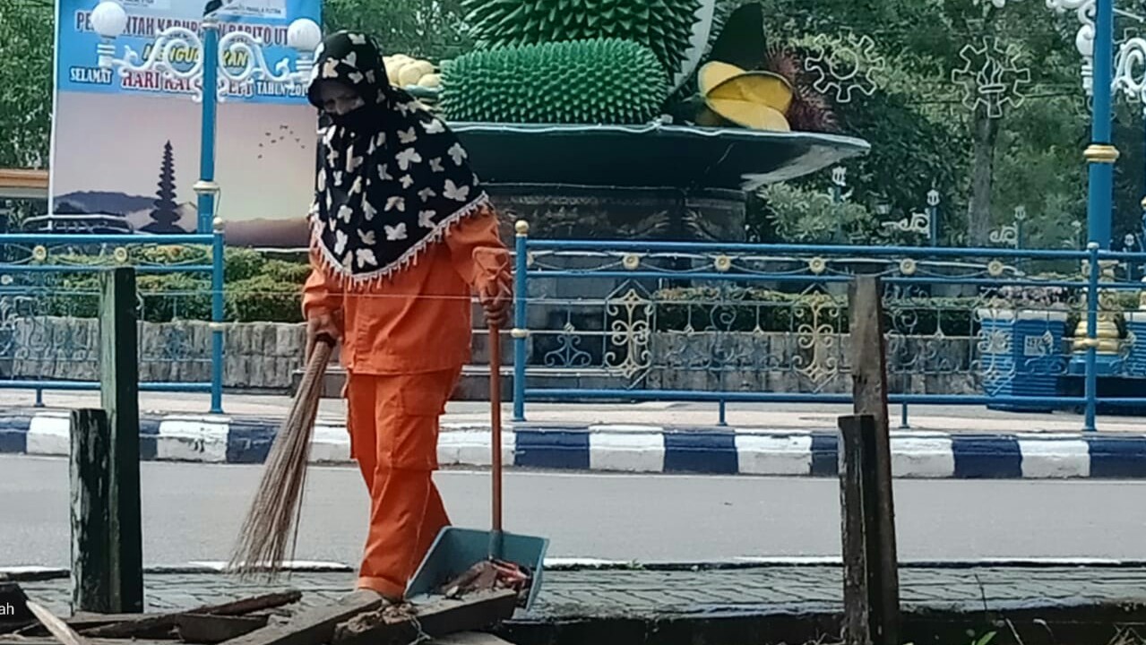 Masyarakat Desa Harapkan Penerangan Jalan Umum Masyarakat Desa Harapkan Penerangan Jalan Umum