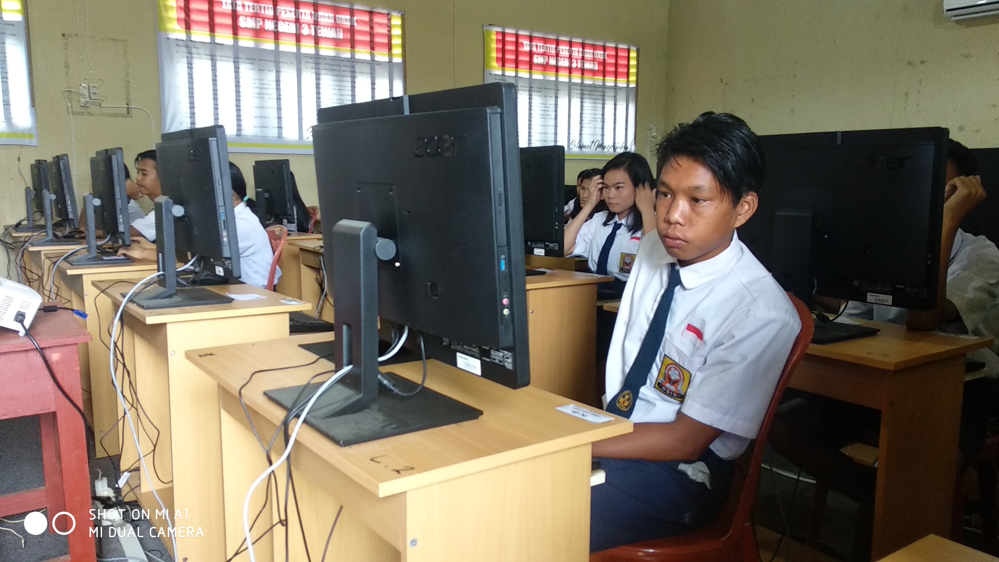 Hari Pertama USBNBK di Gumas Berlangsung Lancar