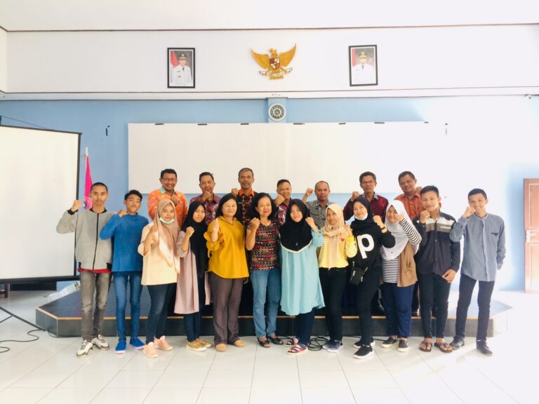 SMAN 2 Sampit Target Juara LCC 4 Pilar MPR Tingkat Kalteng