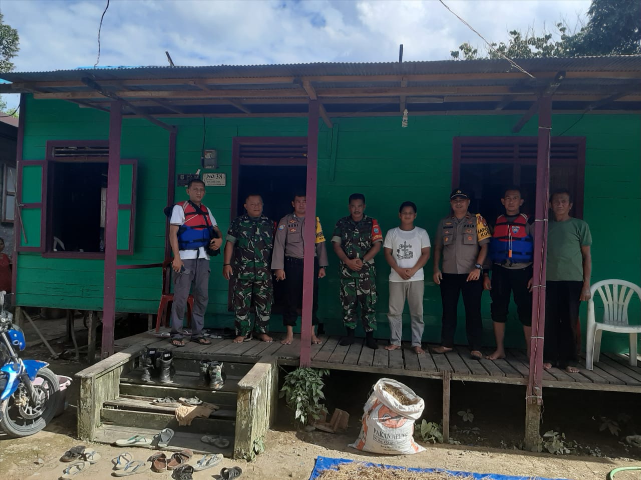 Polsek Kurun Patroli Wilayah Terdampak Banjir