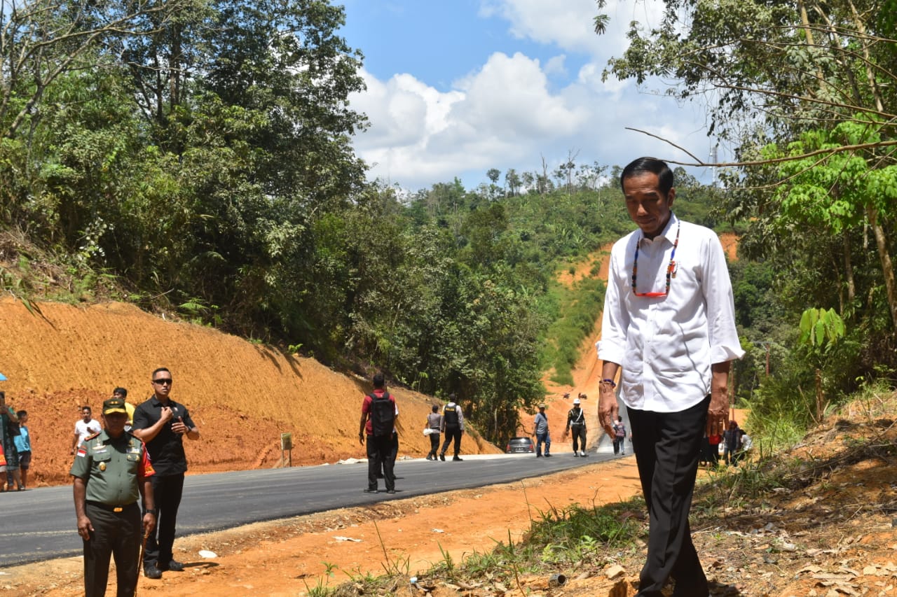 Ini Komentar Jokowi Saat Kunjungi di Gunung Mas