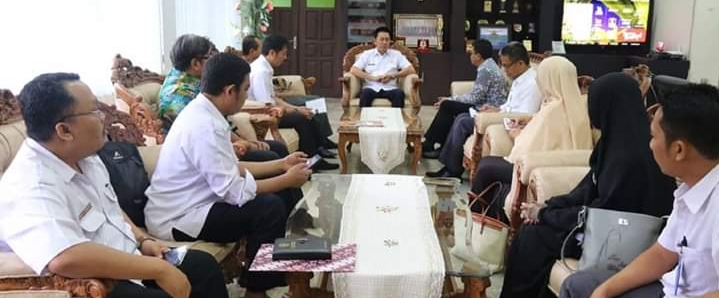 Bupati Barito Utara dan Tim BPKP Bahas Integrasi Data Bupati Barito Utara dan Tim BPKP Bahas Integrasi Data