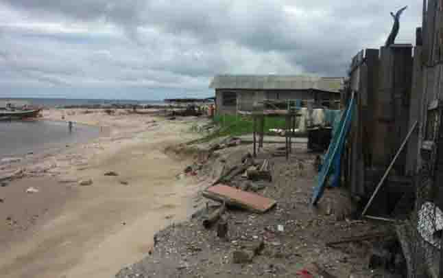 Warga Ujung Pandarana Tagih Upar Bongkar Rumah Pasca Relokasi Warga Ujung Pandarana Tagih Upar Bongkar Rumah Pasca Relokasi