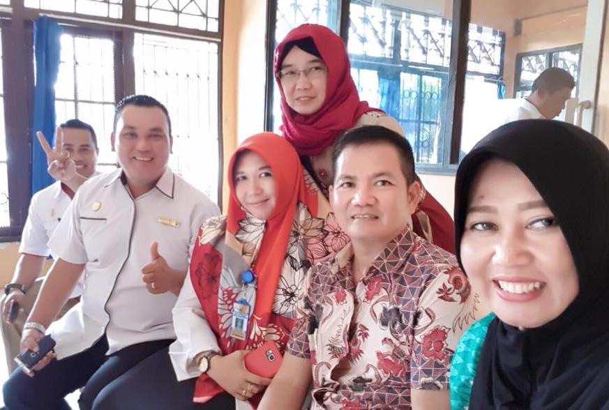 Tertibkan Kendaraan Over Kapasitas melalui Jembatan Timbang