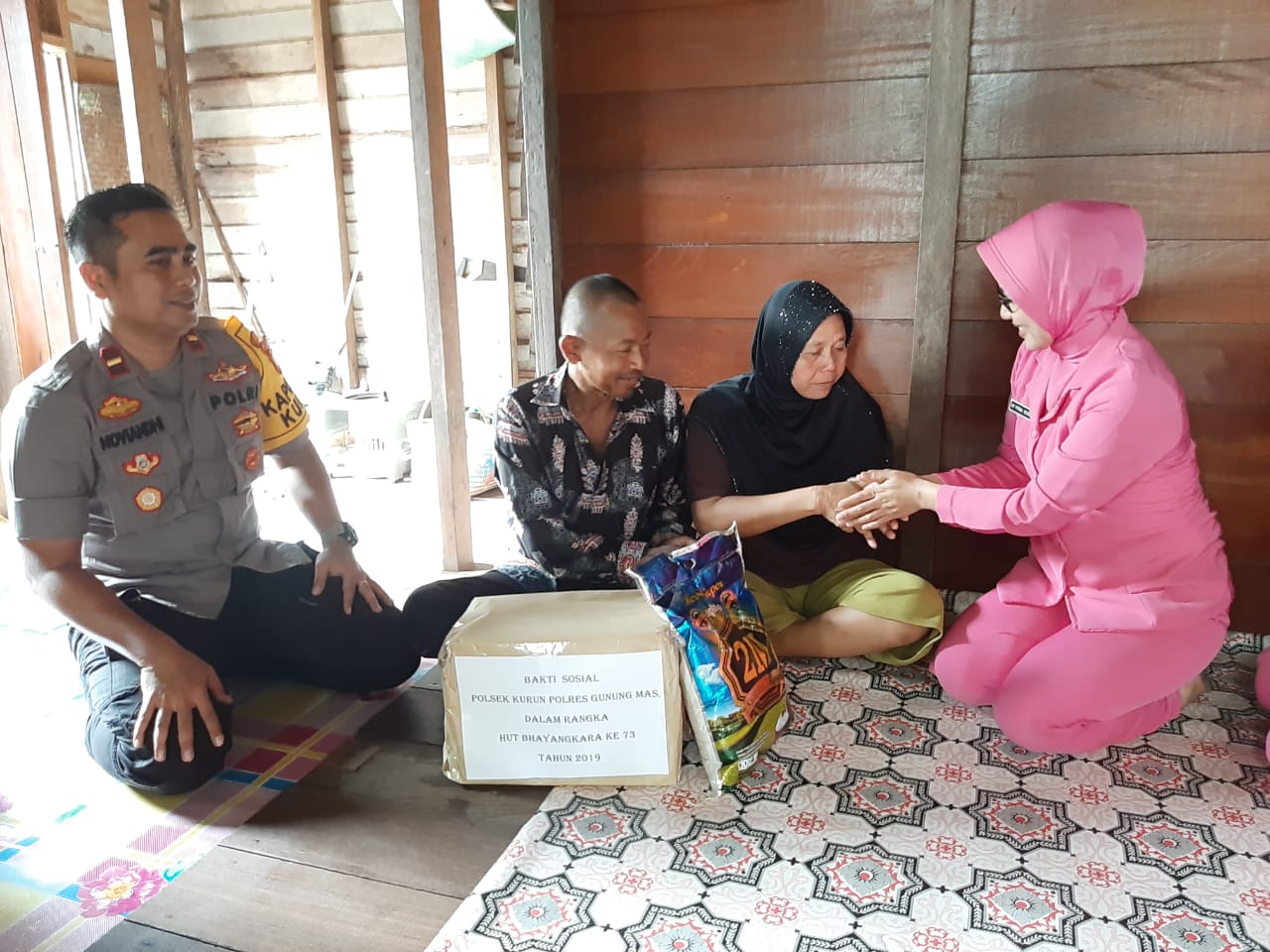 Giliran Bapak Olay Disantuni Polsek Kurun