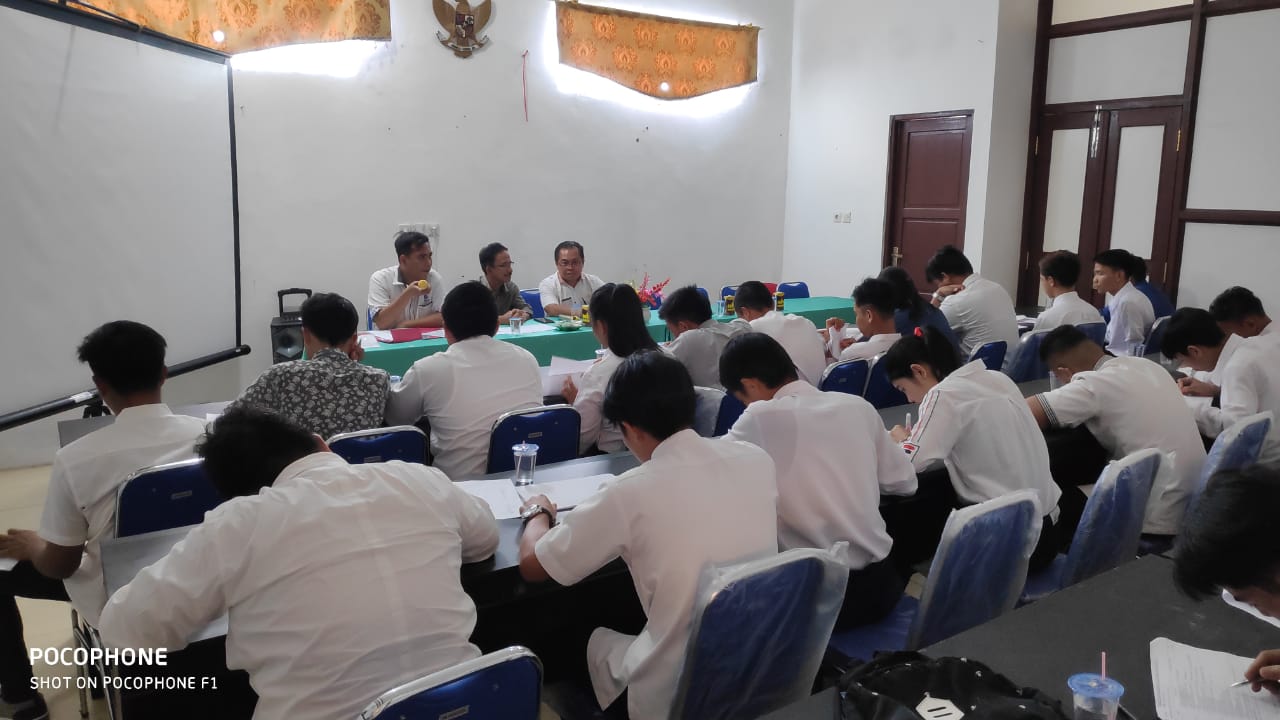 22 Warga Gumas Bersaing Magang di Balai Pelatihan Kerja Bekasi