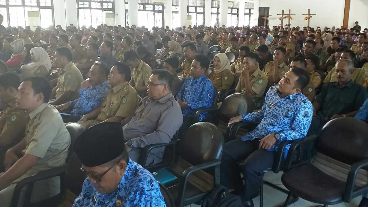 Sekda Halikinnor Memberikan Sambutan Pada Sosialisasi Penyusunan APBDesa 2020