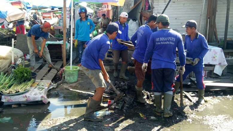 Genangan Air di Pasar Besar Palangka Raya Kembali Dikeluhkan