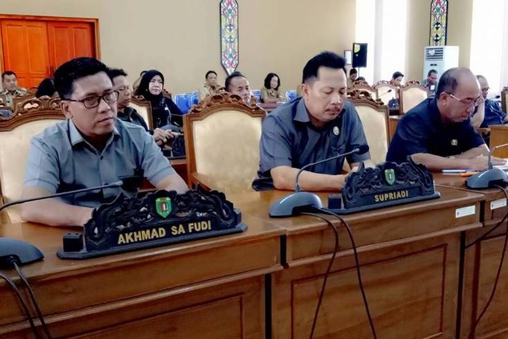 Dewan Sarankan ASN dan THL Diberikan THR