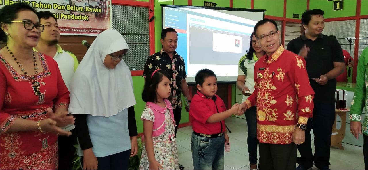 Bupati Launching Kartu Identitas Anak