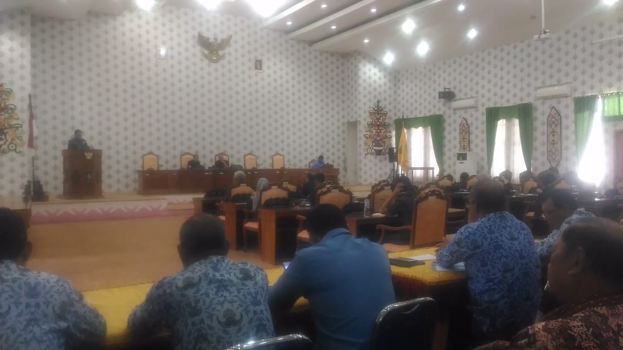 Anggota DPRD Sampaikan Laporan Hasil Reses Anggota DPRD Sampaikan Laporan Hasil Reses