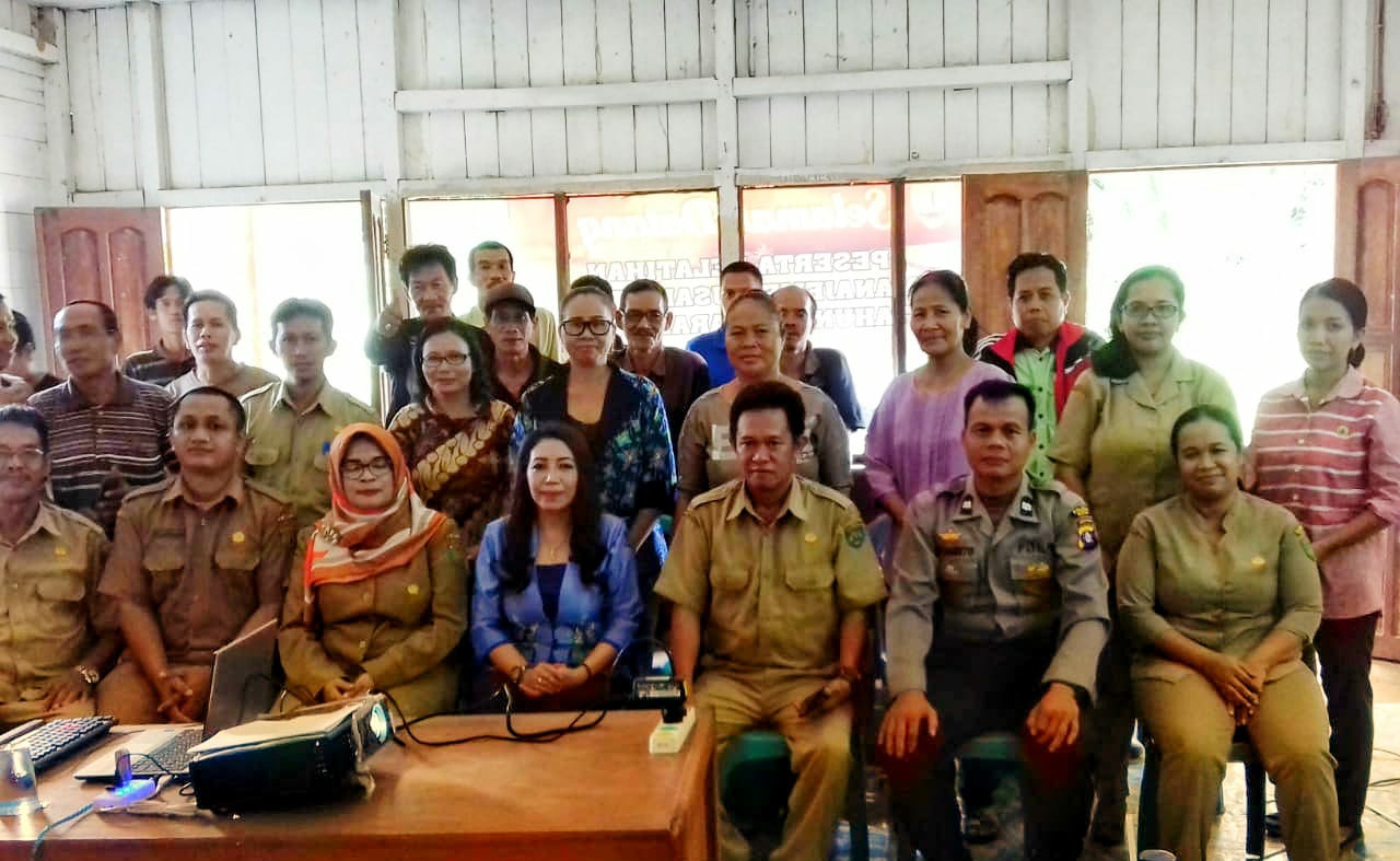 Ini Pesan Ketua PKK Bartim Kepada Kelompok Tani Desa Jaar