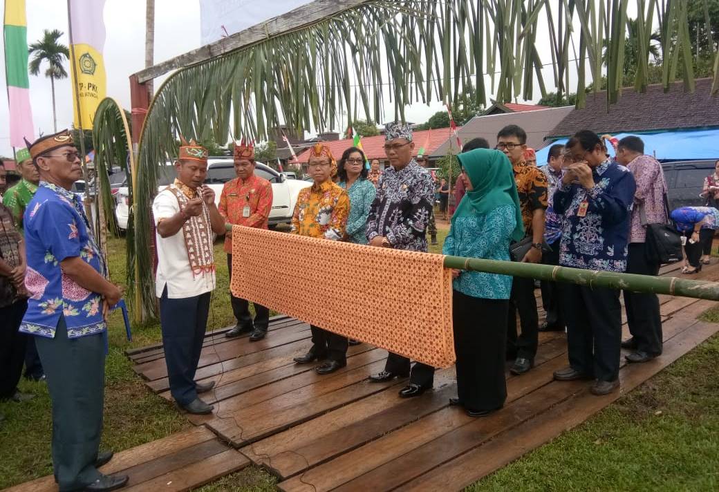 Terus Lestarikan Budaya Gotong Royong