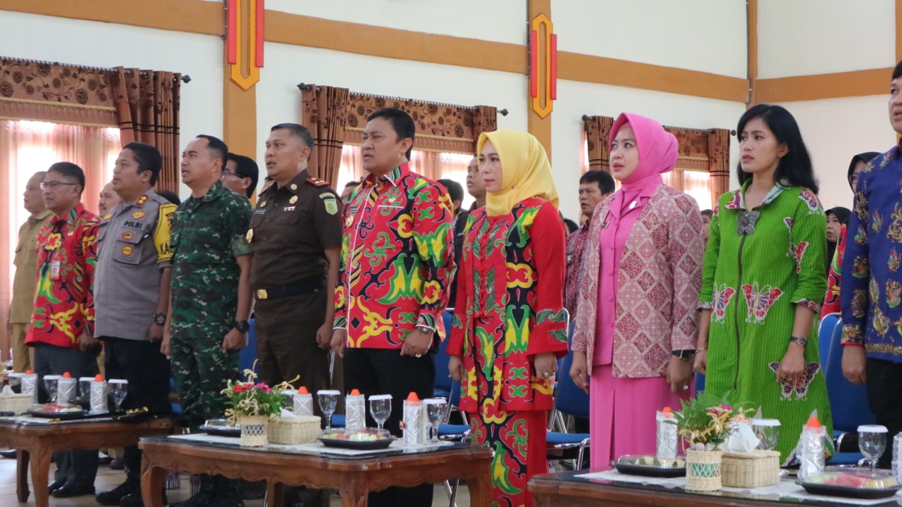 Bupati Hadiri Pelantikan Pengurus Deskranasda