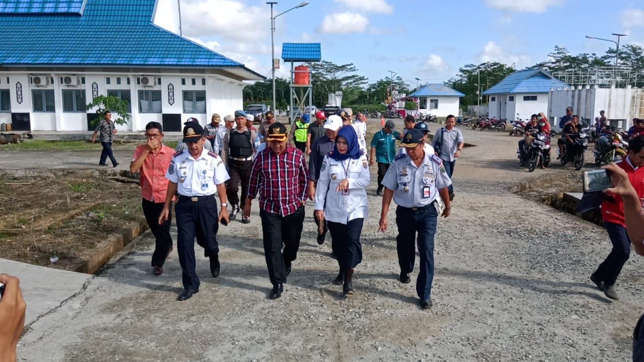 Bupati Tinjau Arus Mudik Pelabuhan Bahaur