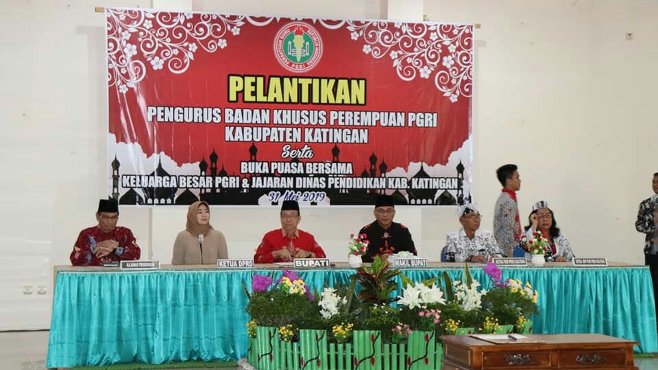 Pengurus Badan Khusus Perempuan PGRI Katingan Dilantik