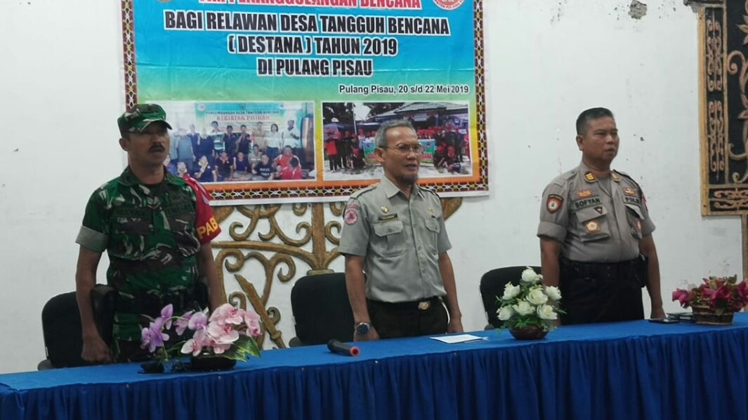 25 Relawan Dilantik Tanggap Bencana 25 Relawan Dilantik Tanggap Bencana
