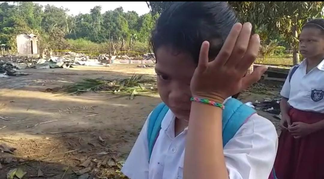 Pasca Kebakaran Murid SDN-1 Baun Bango Menangis Melihat Kondisi Sekolah