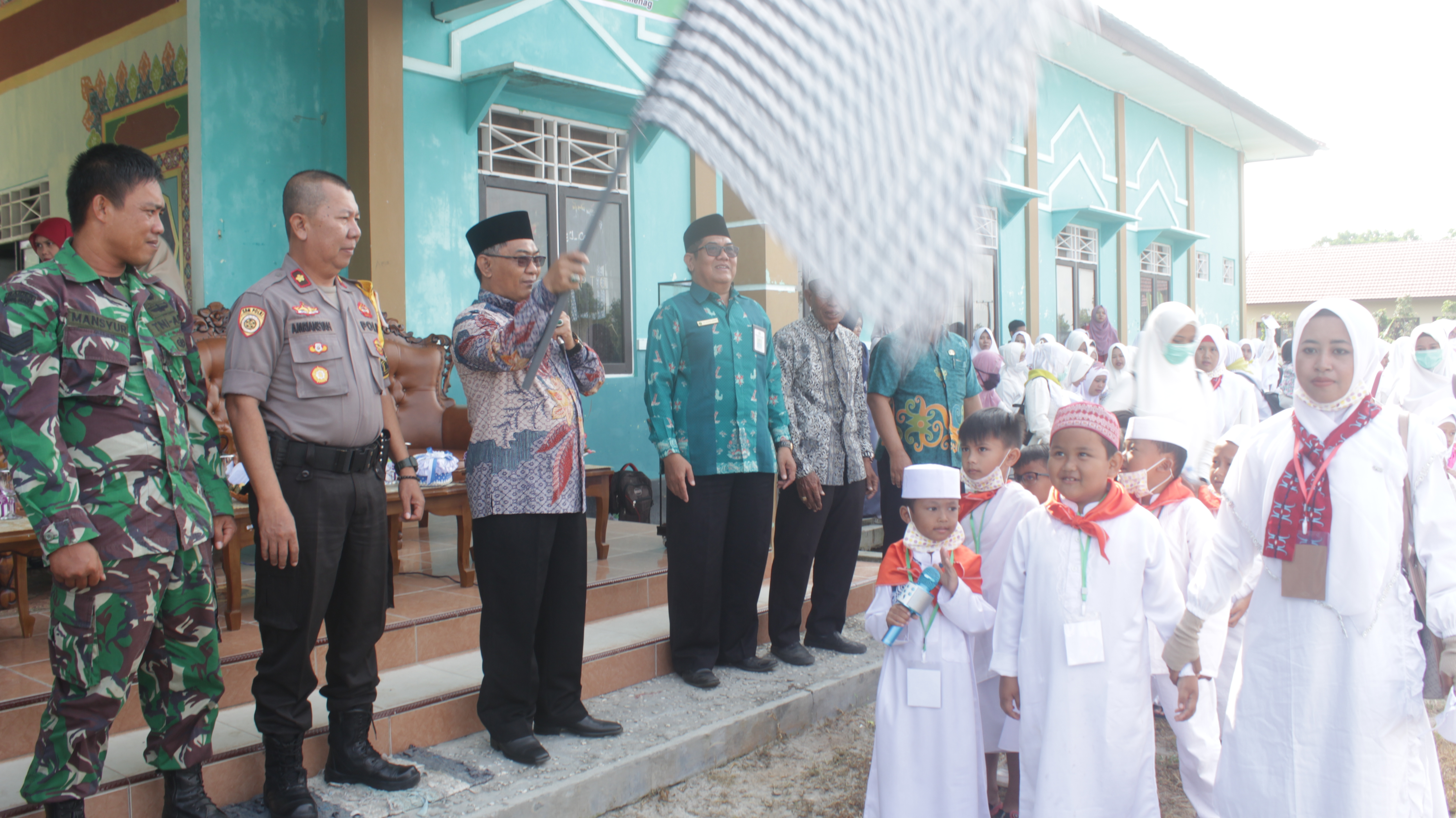 Ratusan Pelajar Ikuti Lomba Manasik Haji Ratusan Pelajar Ikuti Lomba Manasik Haji