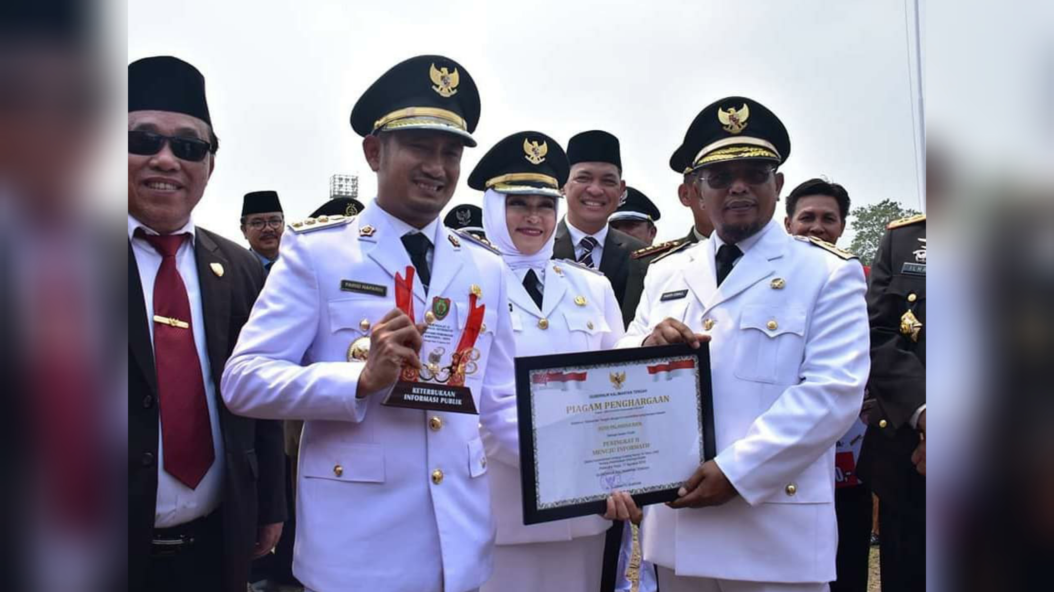 Pemko Raih Penghargaan Keterbukaan Informasi Publik