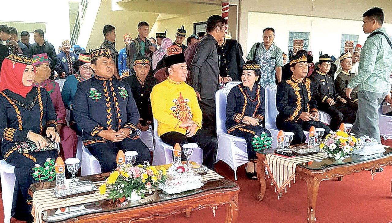 H. Sugianto Sabran Pimpin Apel Hari Jadi Pulpis H. Sugianto Sabran Pimpin Apel Hari Jadi Pulpis
