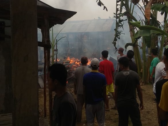 Dua Warung di Desa Baru Terbakar, Berikut Kerugiannya
