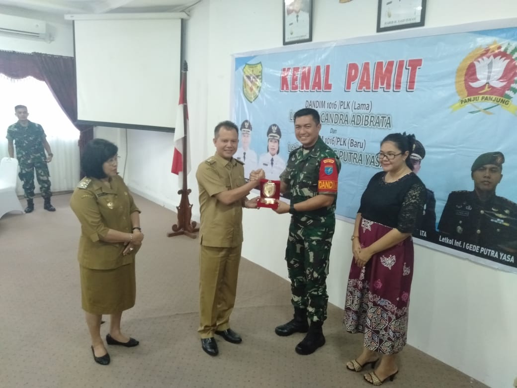 Dandim 1016 PLK Berganti, Ini Pesan Bupati Gunung Mas
