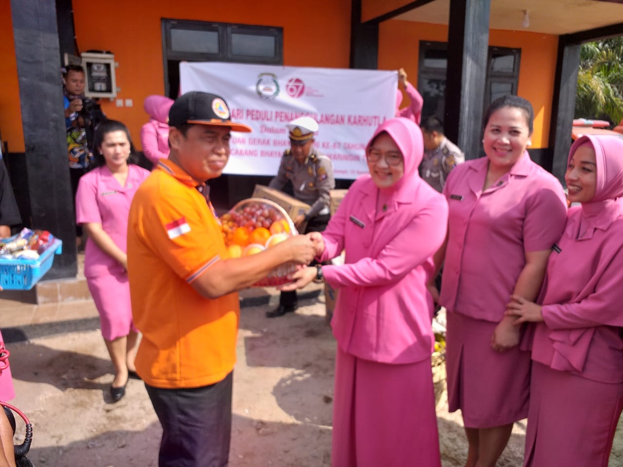 Pemadaman Karhutla Terkendala Kekeringan