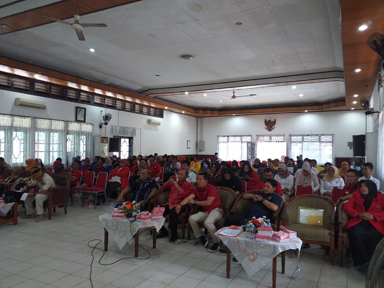 Meningkatkan Kesadaran Hak  dan Kewajiban