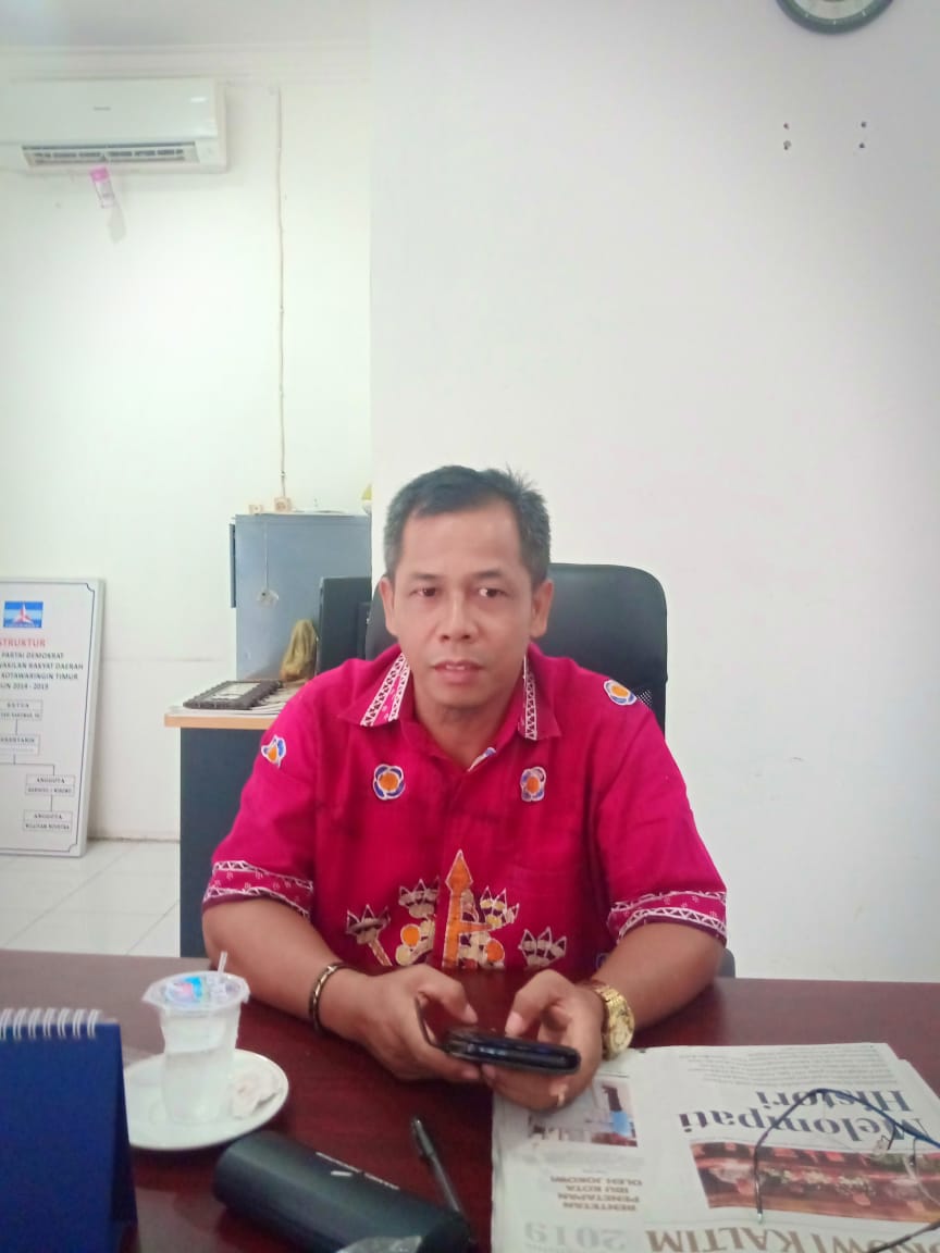 Infrastruktur Jalan di Ketapang Banyak yang Rusak