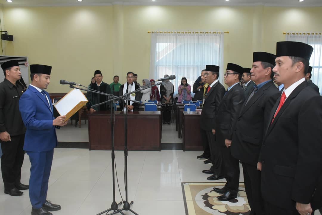 Penghujung Tahun 2019 Wali Kota Lantikan 12 Pejabat Eselon II