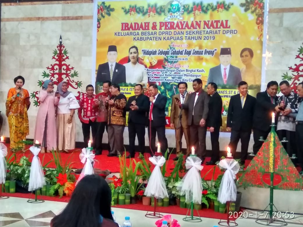 DPRD Kapuas Rayakan Natal