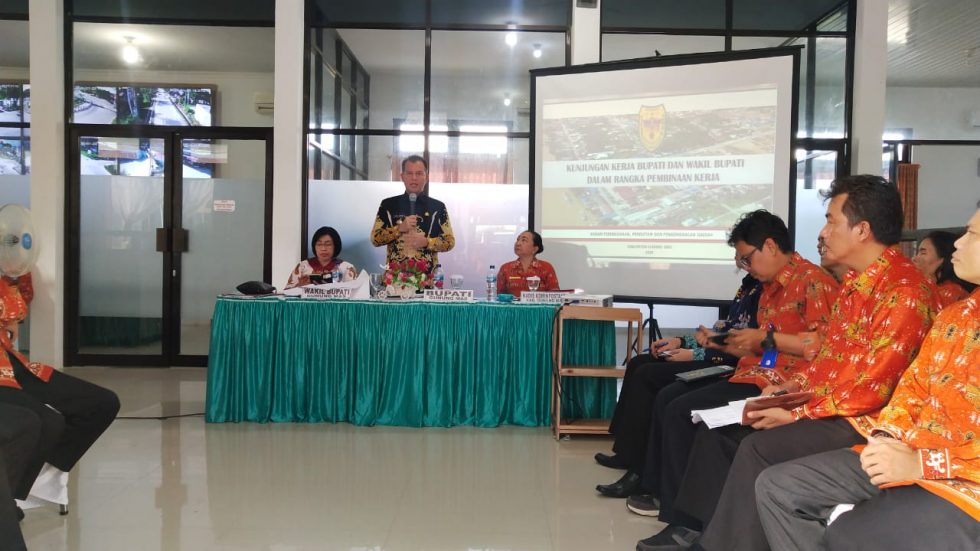 Sambangi Diskominfosantik Gumas, Bupati Tegaskan Hal Ini
