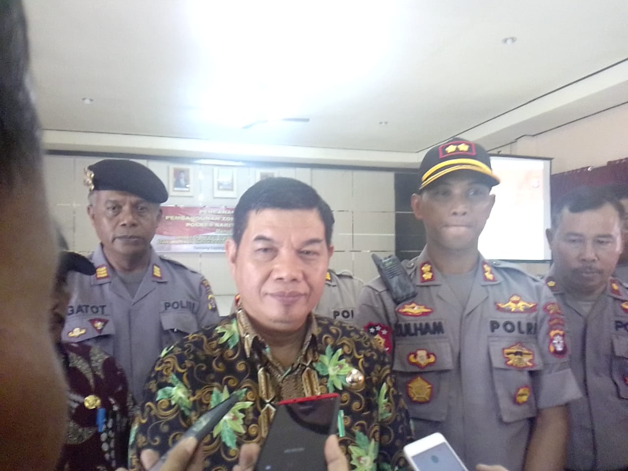 Kades Harus Dibantu Semua Aparatur Desa