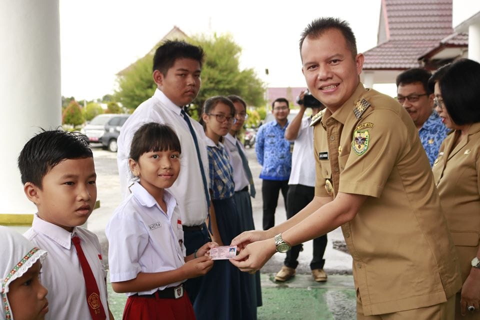 Dinas Dukcapil Gunung Mas Telah Cetak 2.743 Keping KIA