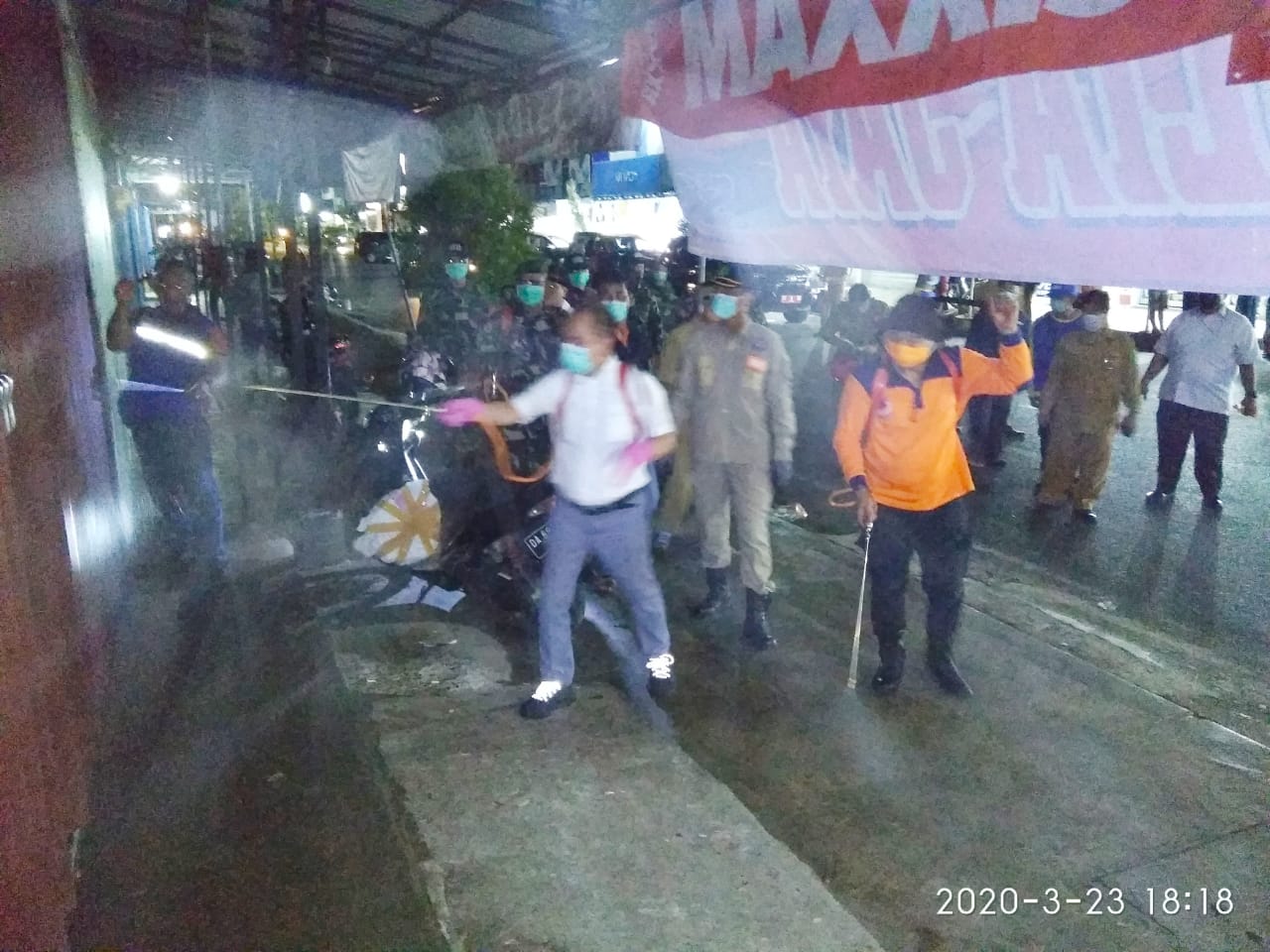 Kawasan Pasar Kuala Kapuas Jadi Fokus Sterilisasi Covid-19 Kawasan Pasar Kuala Kapuas Jadi Fokus Sterilisasi Covid-19