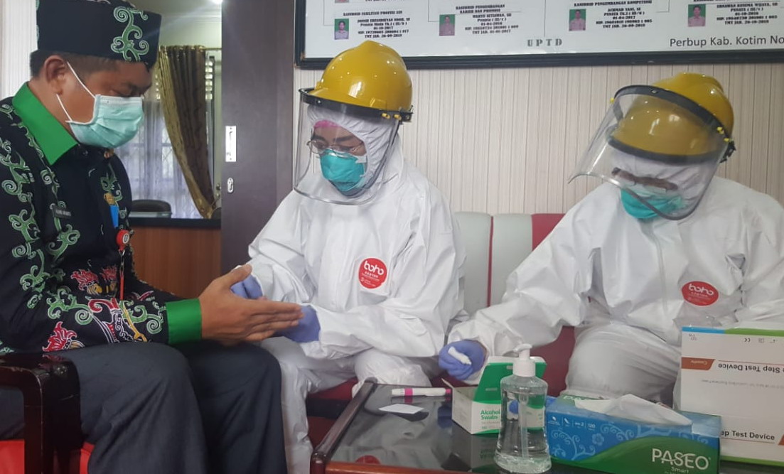 Pegawai BKD Menjalani Rapid Test