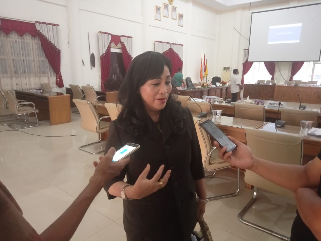 Politikus Ini Beberkan Bahaya Disinfektan Bagi Tubuh Politikus Ini Beberkan Bahaya Disinfektan Bagi Tubuh