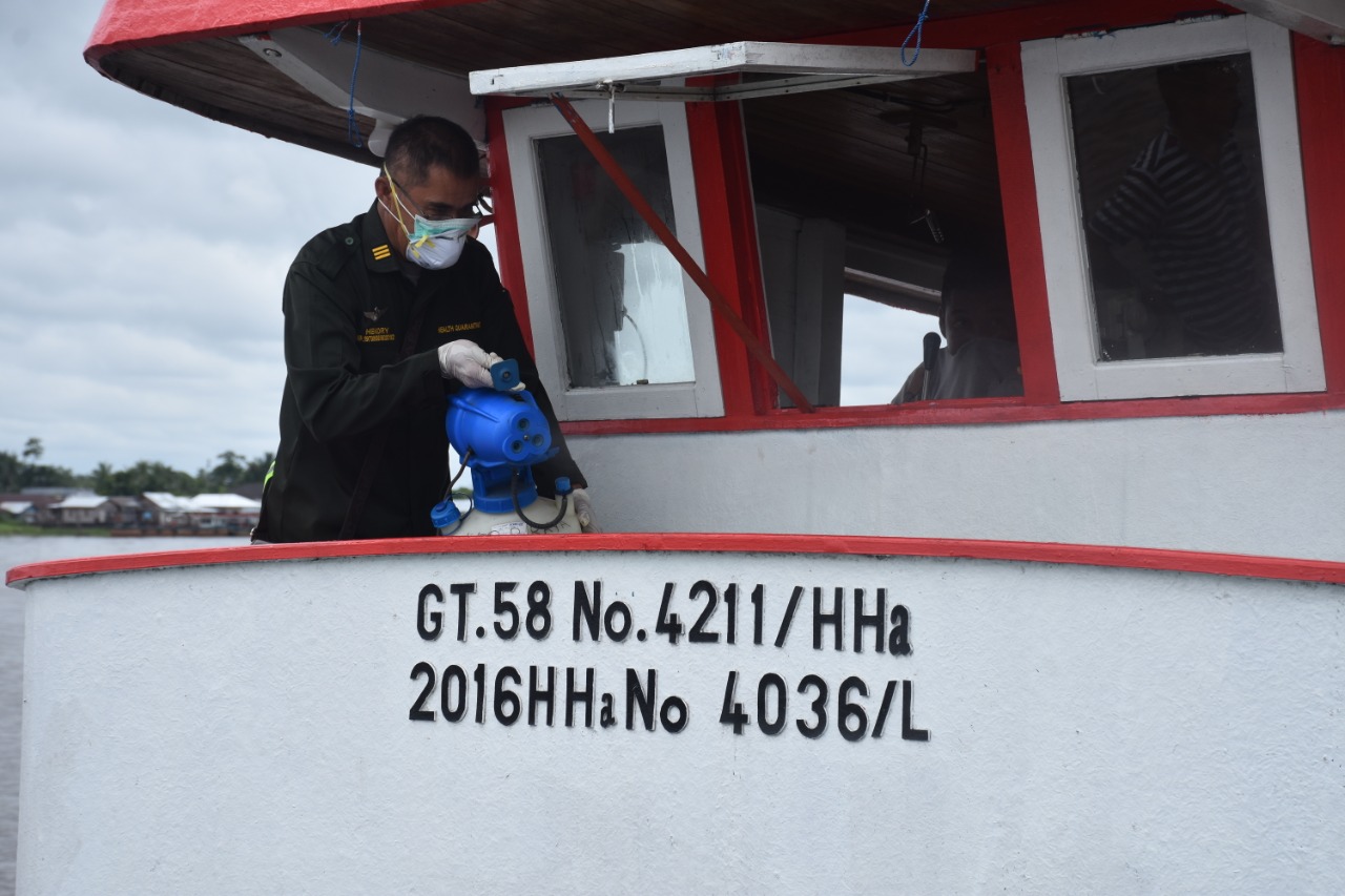 Satgas Covid-19 Kapuas Wajibkan Semua Kapal Disterilisasi