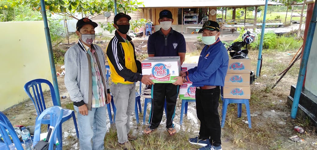 Wujud Kepedulian, Fraksi NasDem Kapuas Bantu Posko Covid-19