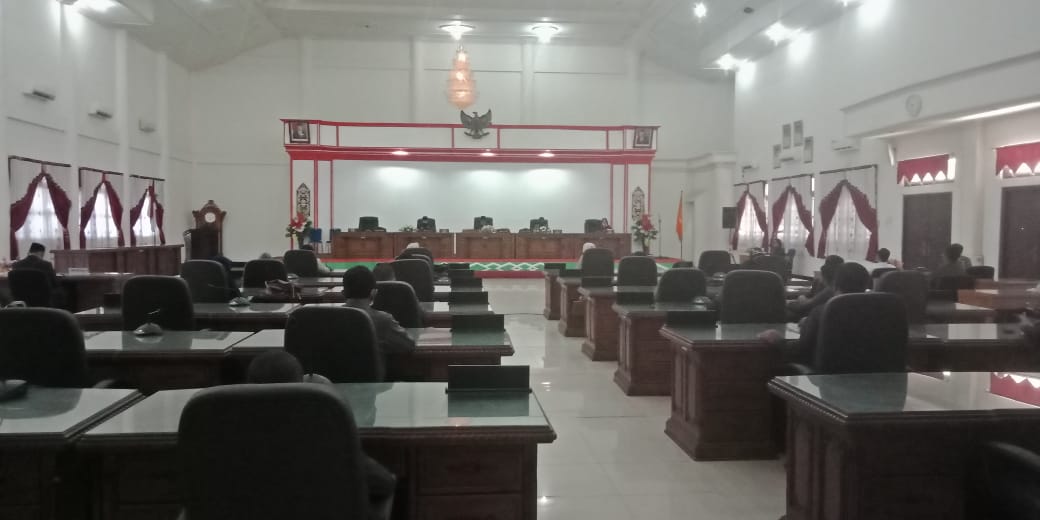 Bupati Barsel Laporkan LKPj Tahun 2019 Bupati Barsel Laporkan LKPj Tahun 2019