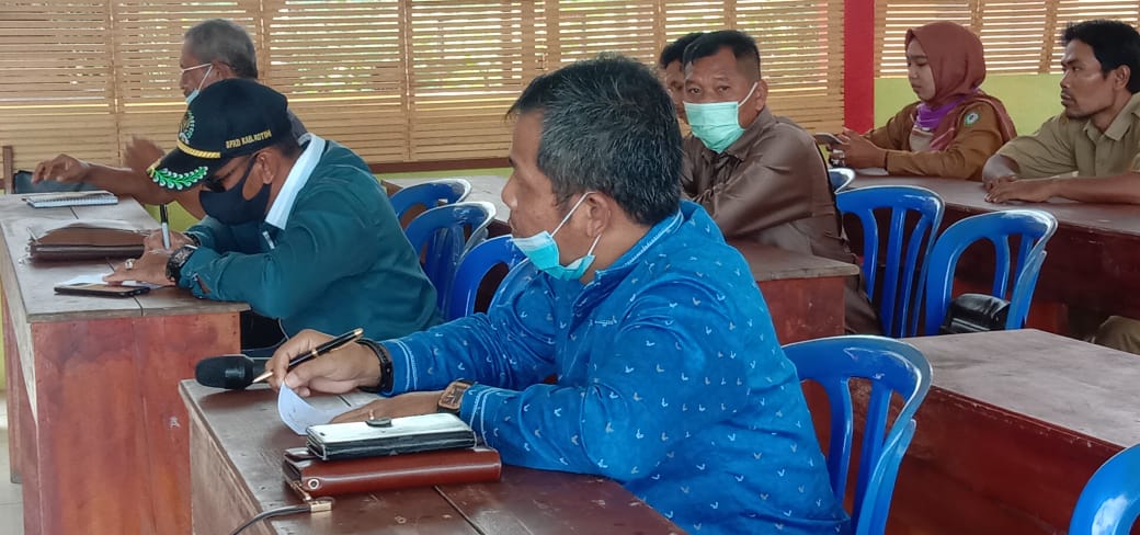 Penyaluran Bansos Dinilai Semerawut Penyaluran Bansos Dinilai Semerawut