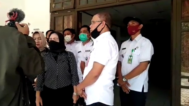 Dua Wakil Rakyat Ini Awasi Langsung Penyaluran Bantuan