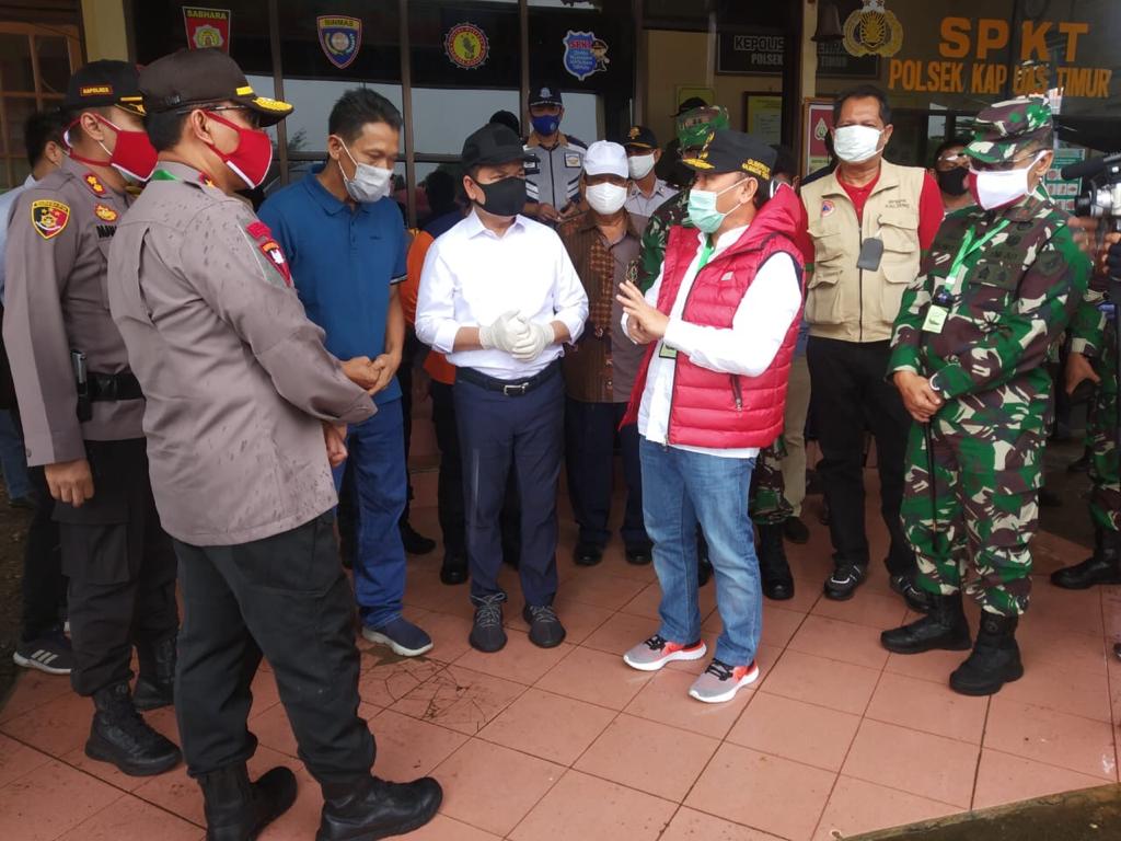 Pastikan Patuhi Imbauan Pemerintah, Gubenur Tinjau Perbatasan Kalselteng