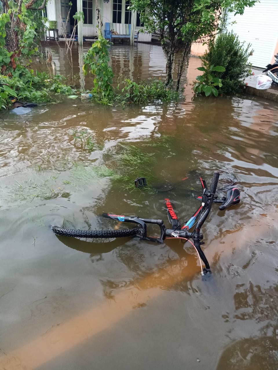 Sepeda Terbengkalai, Pria Ini Tewas Tenggelam